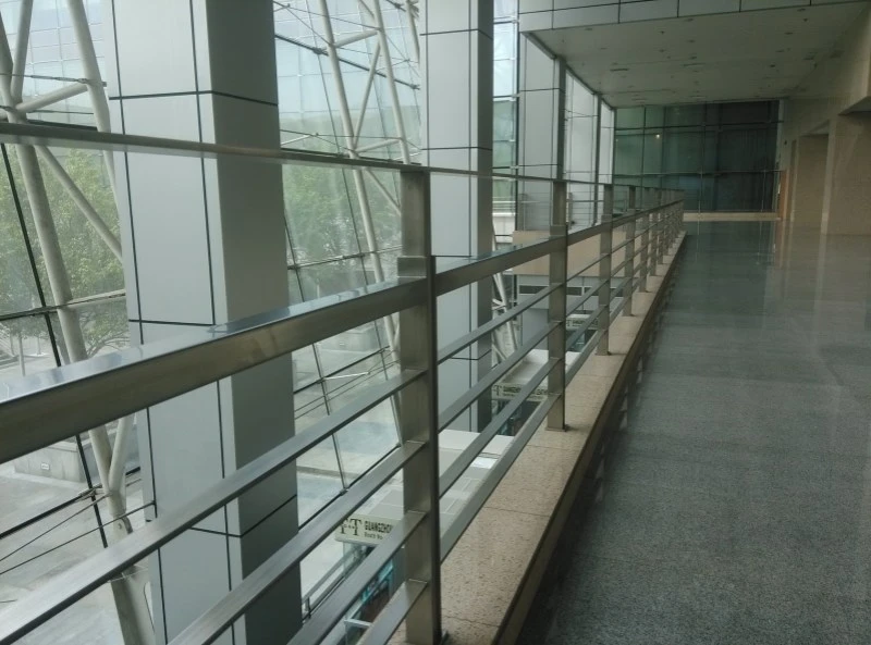 Traditional vs Modern Banisters 3 Traditional vs Modern Banisters 3